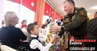 Хренин, министр обороны, СПЦ, Орша, подарки, наши дети