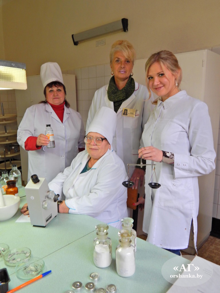 фармацевты