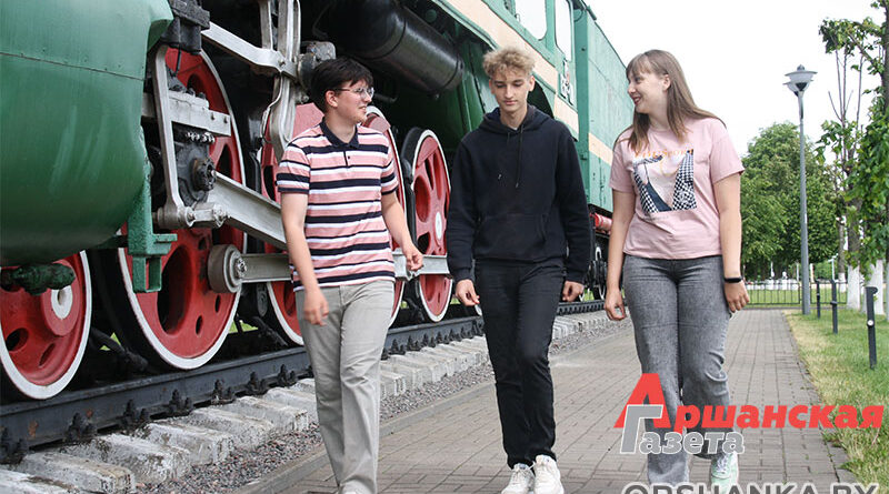 Трое оршанских школьников отправились из Бреста на «Поезде Памяти»