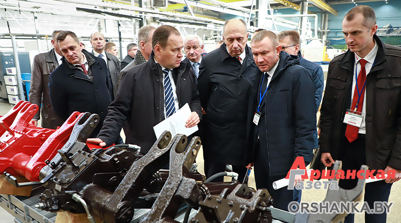 Премьер-министр Роман Головченко ознакомился с инновационным потенциалом предприятий Оршанского региона