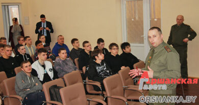 Военнослужащие провели профориентационные мероприятия в оршанских колледжах