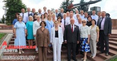 Депутаты областного Совета изучили опыт работы КОТОС на примере Оршанского района Депутаты областного Совета изучили опыт работы КОТОС на примере Оршанского района