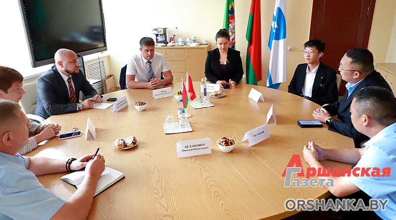 Китайская компания заинтересована в ведении бизнеса в Оршанском районе