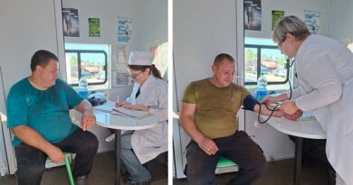Оршанские медики следят за здоровьем водителей зерноуборочных комбайнов Оршанские медики следят за здоровьем водителей зерноуборочных комбайнов