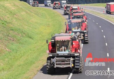 Хлеборобы Оршанщины отправились на помощь коллегам в Толочинский район Хлеборобы Оршанщины отправились на помощь коллегам в Толочинский район