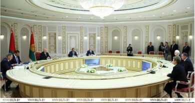 Александр Лукашенко ставит задачу восстановить уровень товарооборота с Архангельской областью Александр Лукашенко ставит задачу восстановить уровень товарооборота с Архангельской областью
