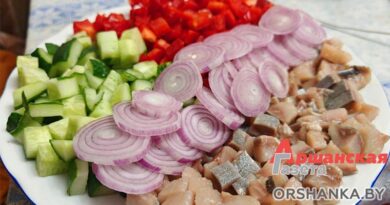 Готовим летний салат с селедкой